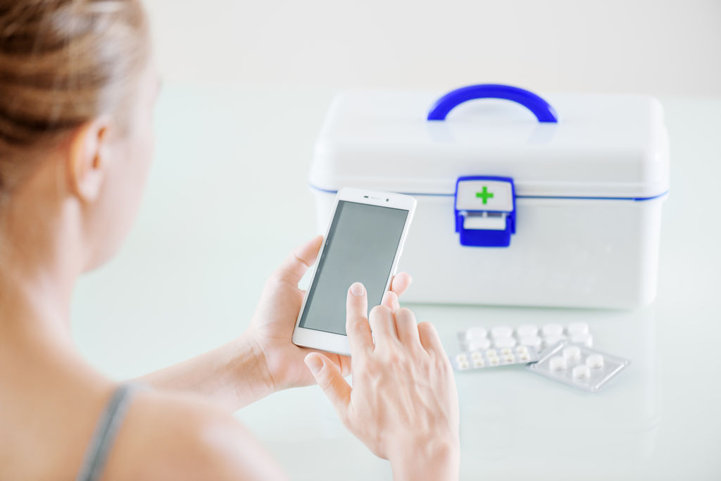 Comment s&rsquo;effectue la livraison de médicaments achetés en ligne ?